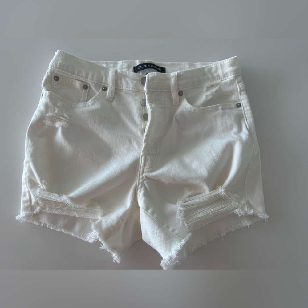 Calvin Klein white denim short size 26